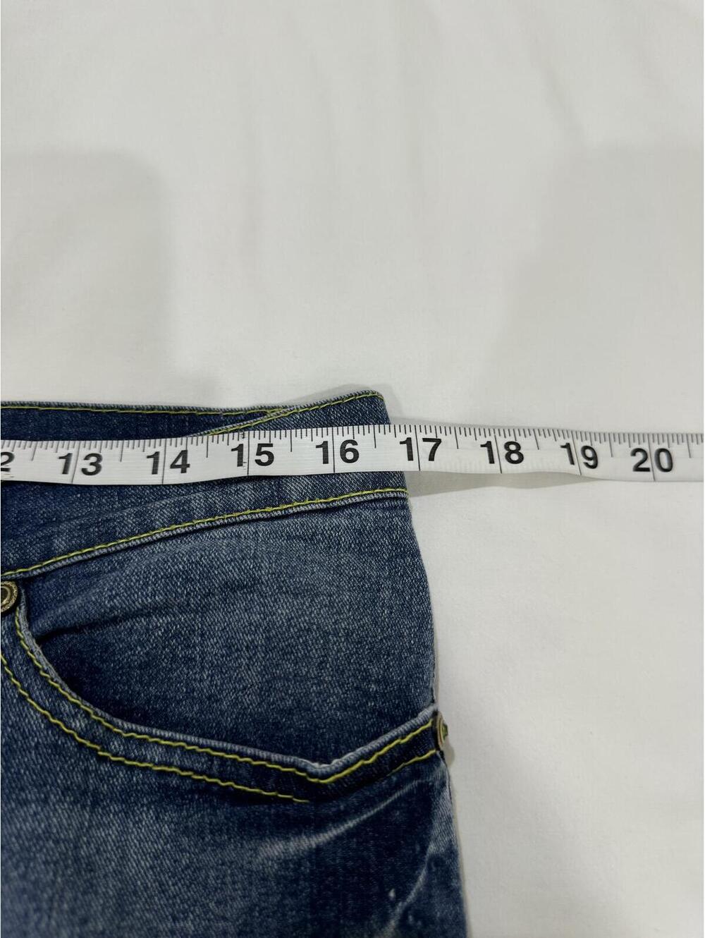 V. Cristina Embroidered Floral Cropped Jeans Size 8 Boho Y2K Capri Denim - Picture 7 of 9